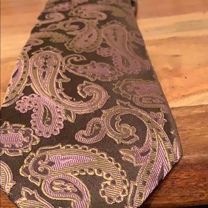 Brown and dusty rose paisley tie
